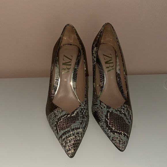 ZARA PRINT HEELS SIZE 35 great condition - Picture 1 of 5